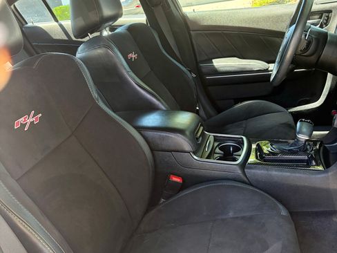 Used 2015 Dodge Charger R/T RWD image 10