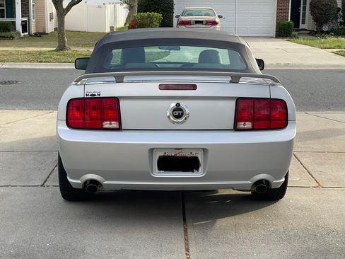 Used 2006 Ford Mustang GT Premium image 6