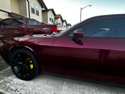Used 2018 Dodge Challenger SXT Plus RWD image 5