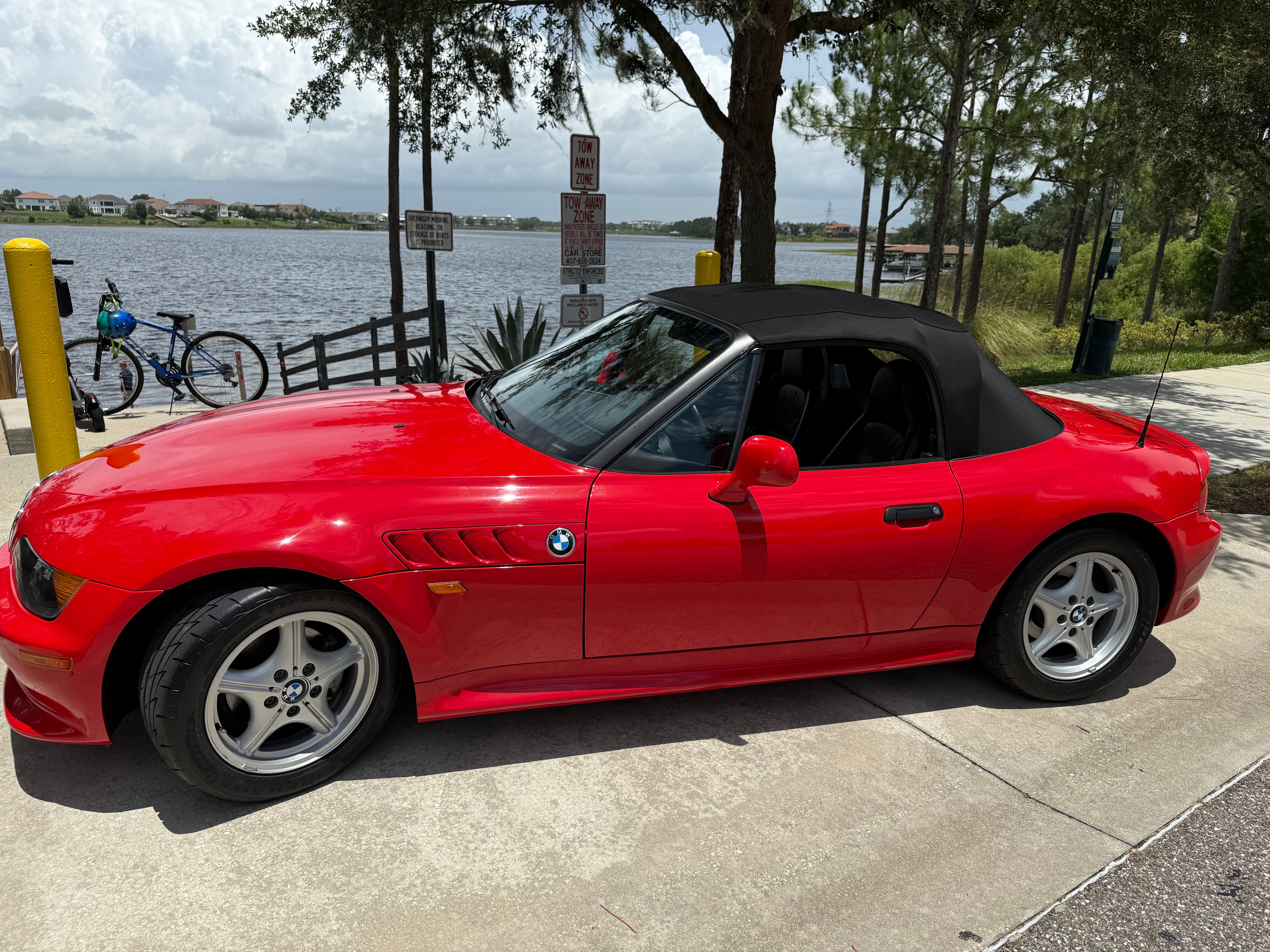 Used 1996 BMW Z3 1.9 RWD image 1