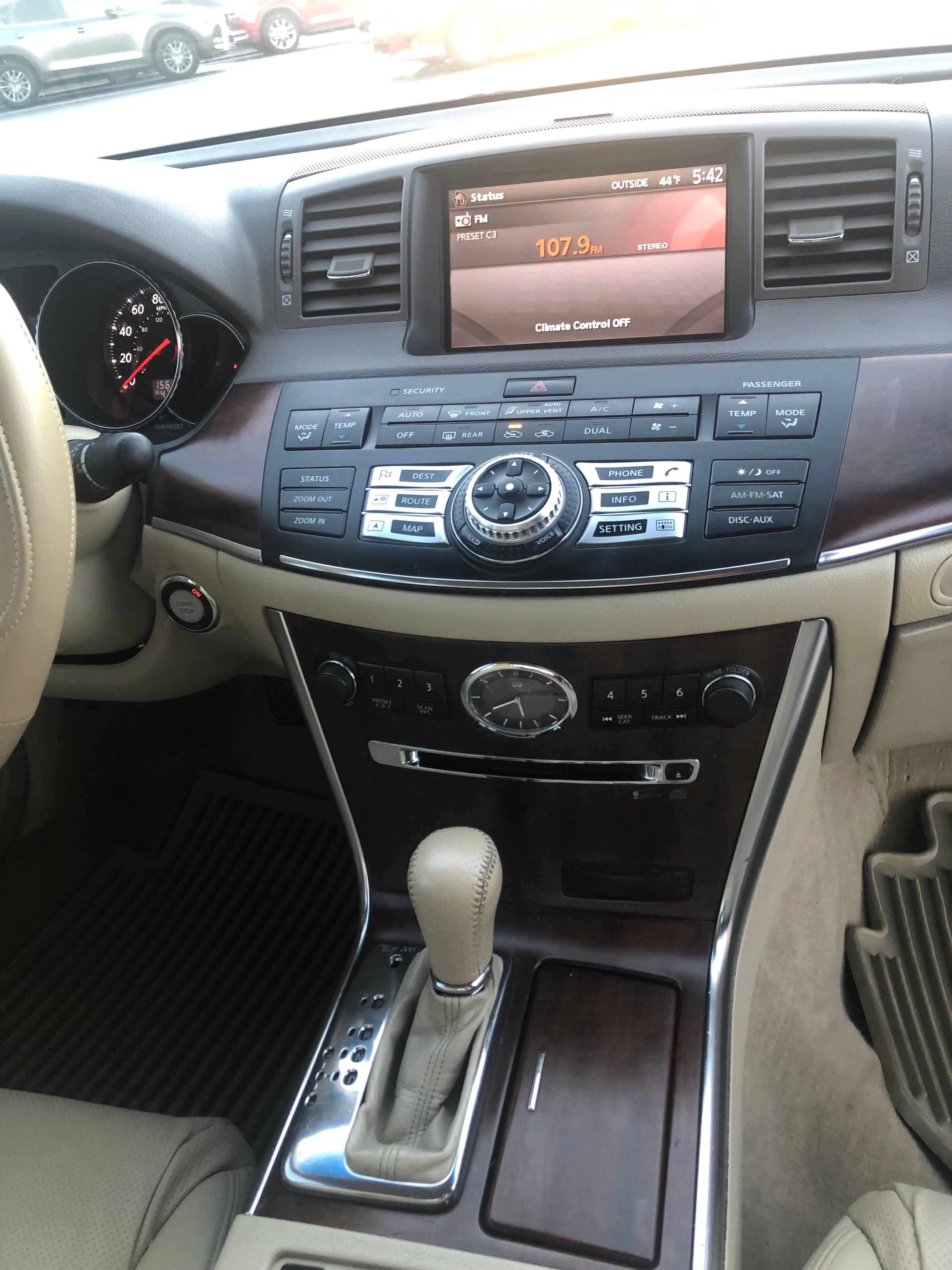 Used 2008 INFINITI M35 x w/ Technology Pkg AWD/4WD image 14