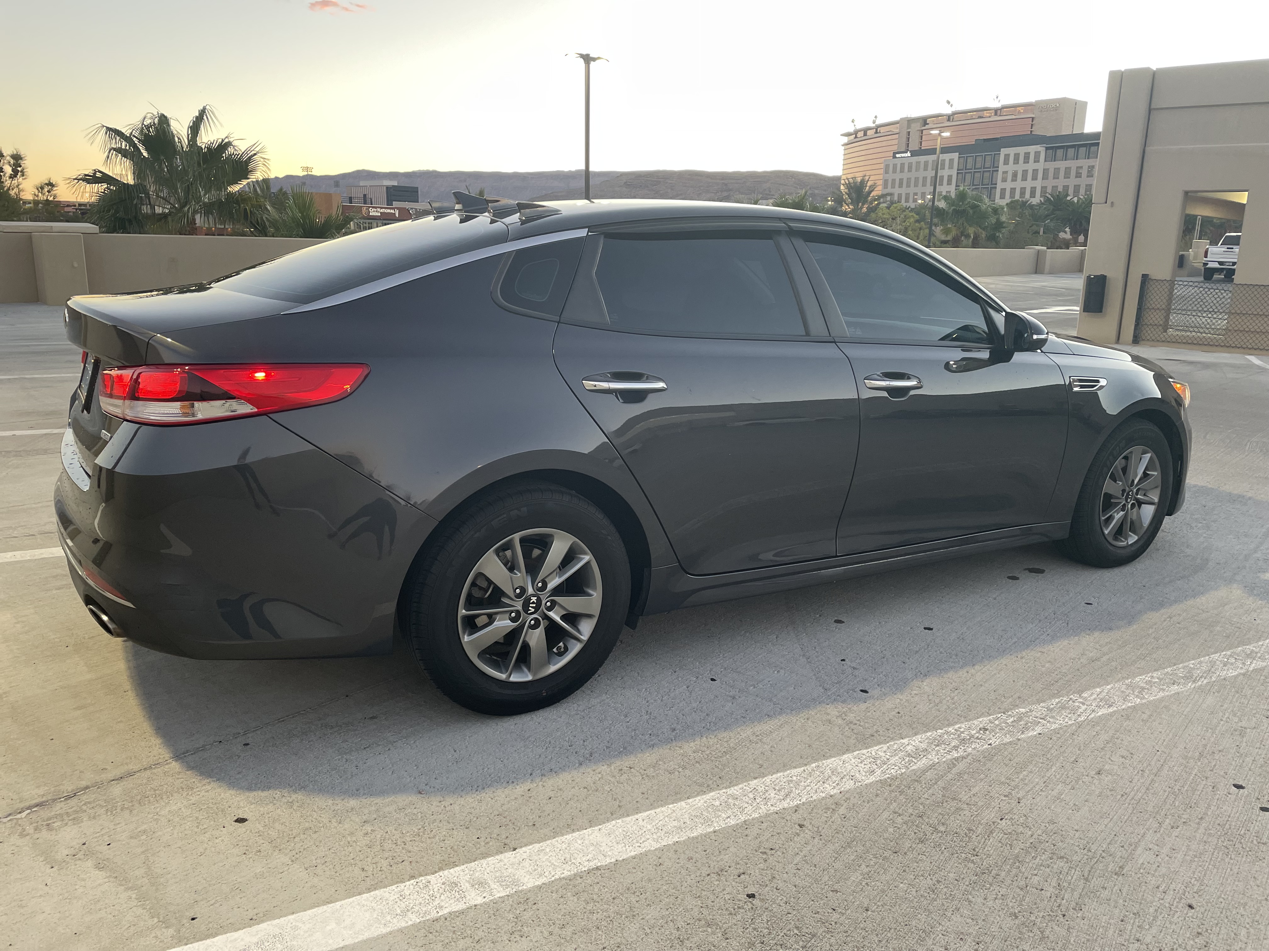 Used 2016 Kia Optima LX FWD image 5