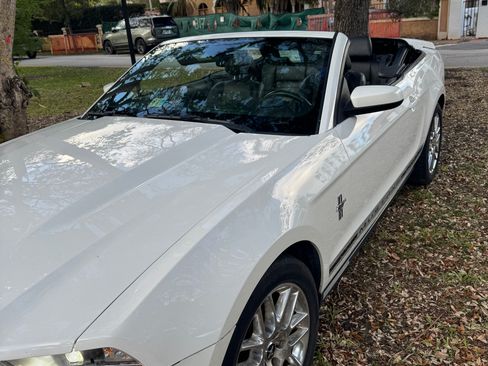 Used 2012 Ford Mustang Premium image 6