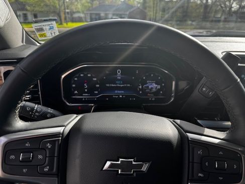 Used 2023 Chevrolet Silverado 1500 LT Trail Boss w/ Protection Package image 6