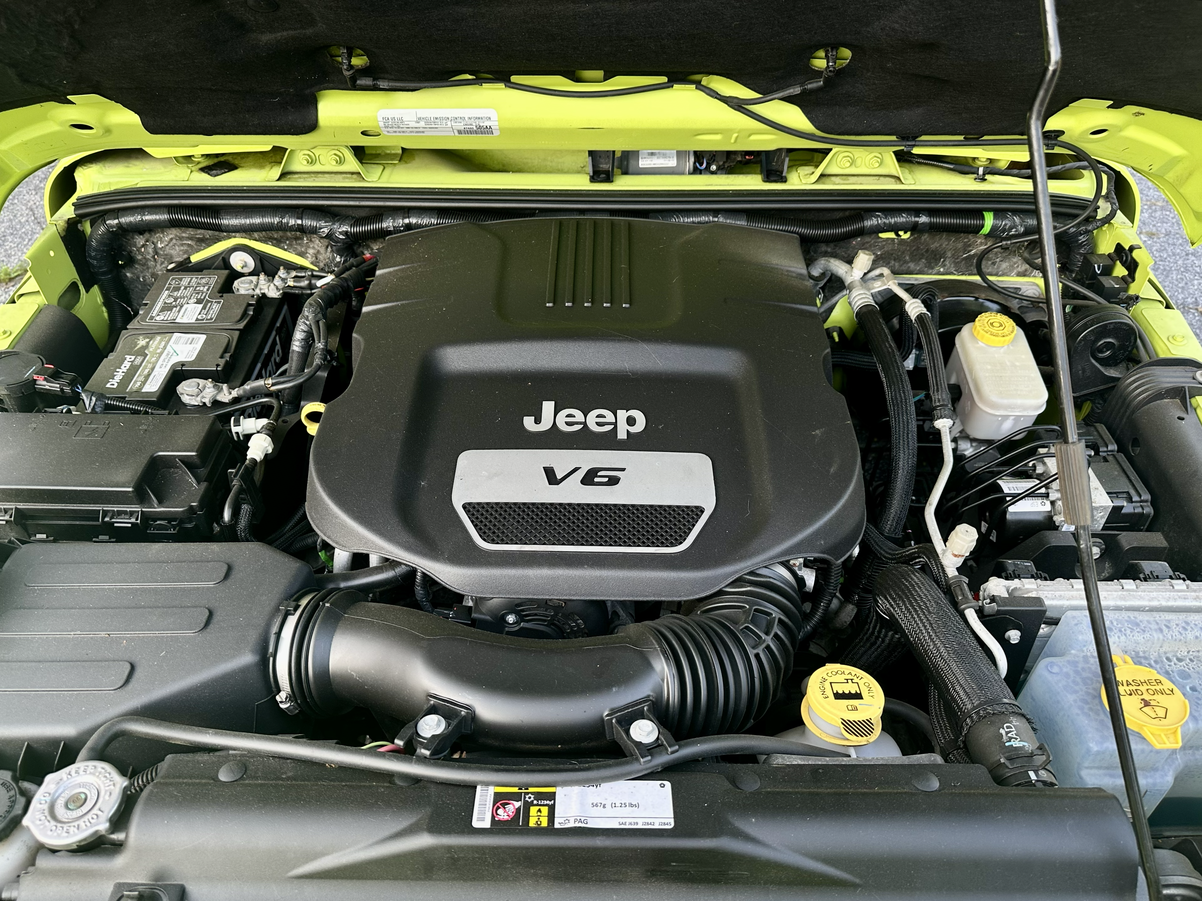 Used 2016 Jeep Wrangler Unlimited Sahara w/ Trailer Tow Group AWD/4WD image 10