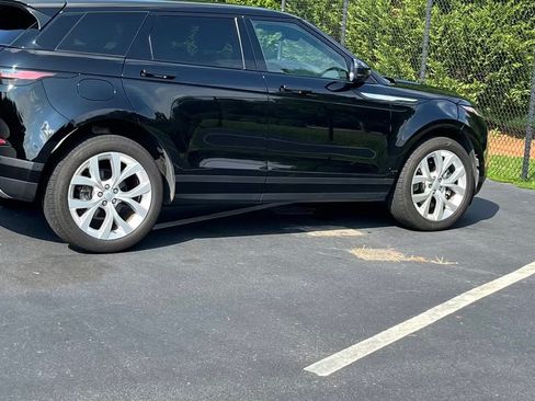 Used 2020 Land Rover Range Rover Evoque SE AWD/4WD image 4