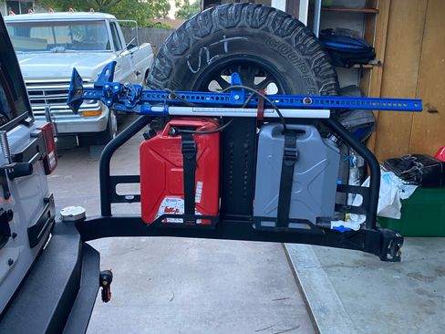 Used 2015 Jeep Wrangler Unlimited Rubicon w/ Connectivity Group image 6