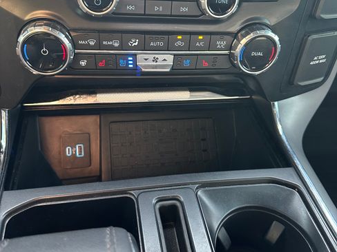 Used 2024 Ford F150 Lariat w/ FX4 Off-Road Package image 16