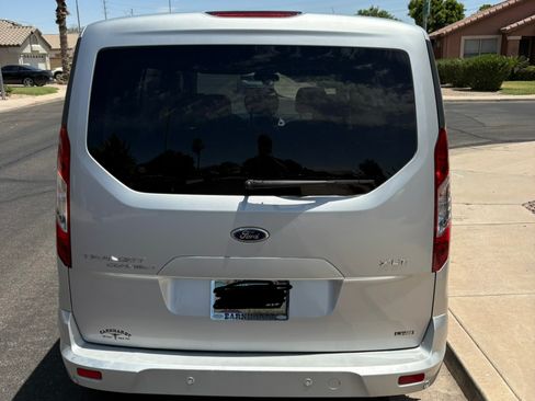 Used 2016 Ford Transit Connect XLT FWD image 9