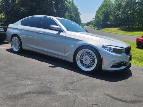 Used 2017 BMW 530i image 8