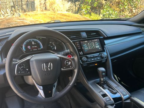 Used 2019 Honda Civic EX image 13