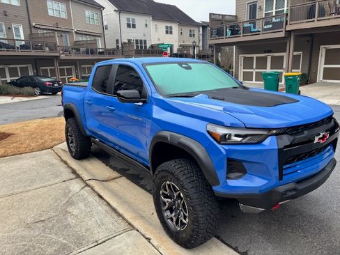 Used 2025 Chevrolet Colorado ZR2 w/ Technology Package image 4