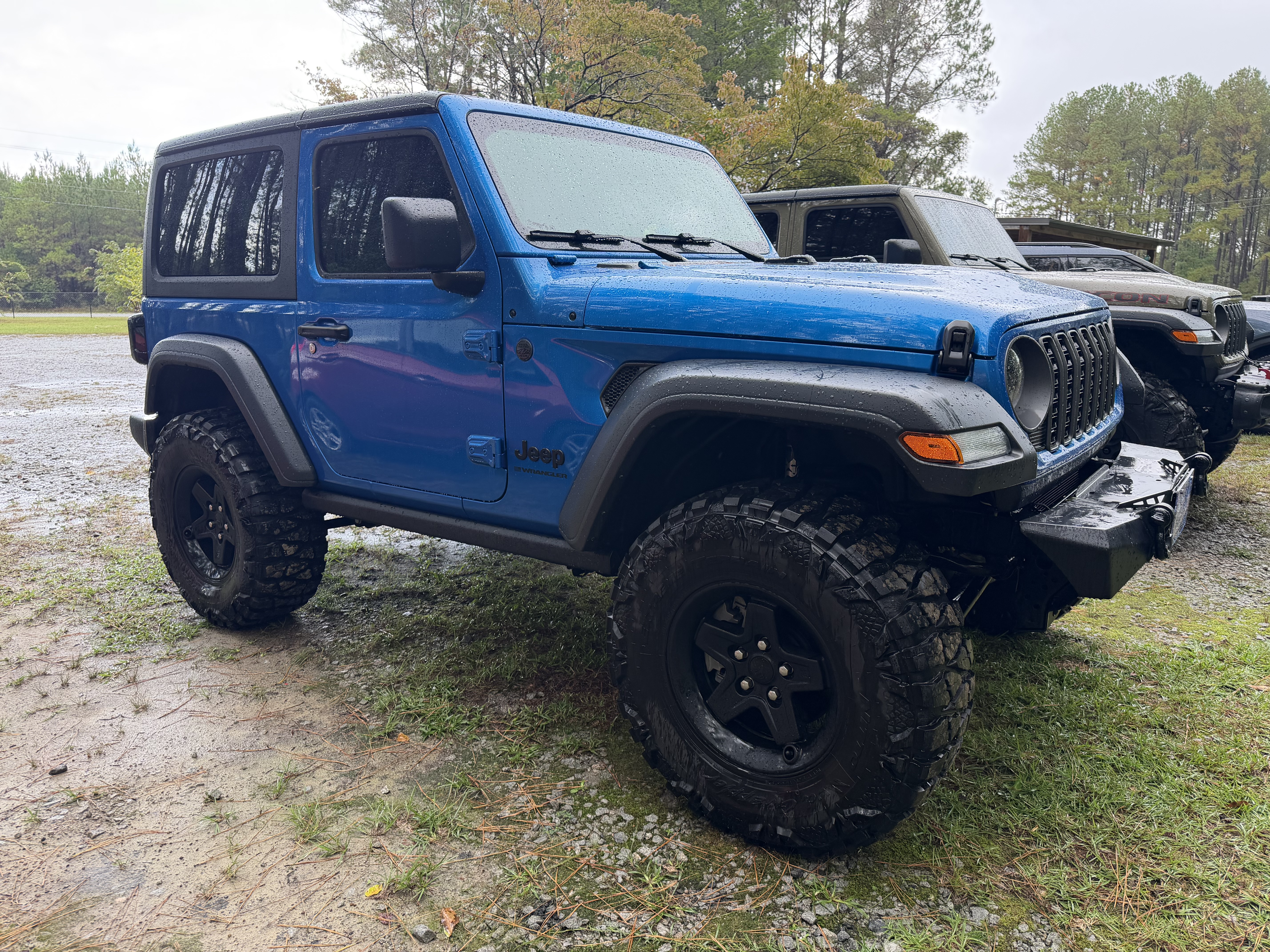 Used 2026 Jeep Wrangler Sport AWD/4WD image 5