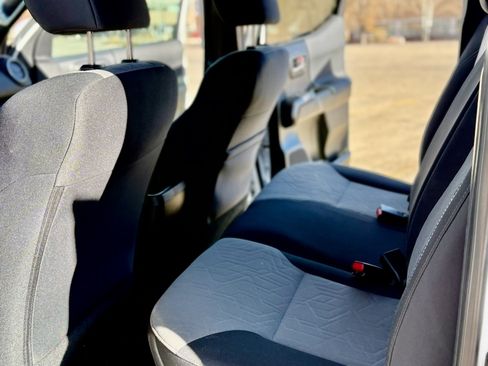 Used 2023 Toyota Tacoma TRD Off-Road image 13