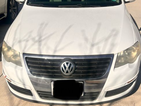 Used 2006 Volkswagen Passat Value Edition image 3