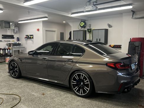 Used 2018 BMW M5 w/ Executive Package image 16