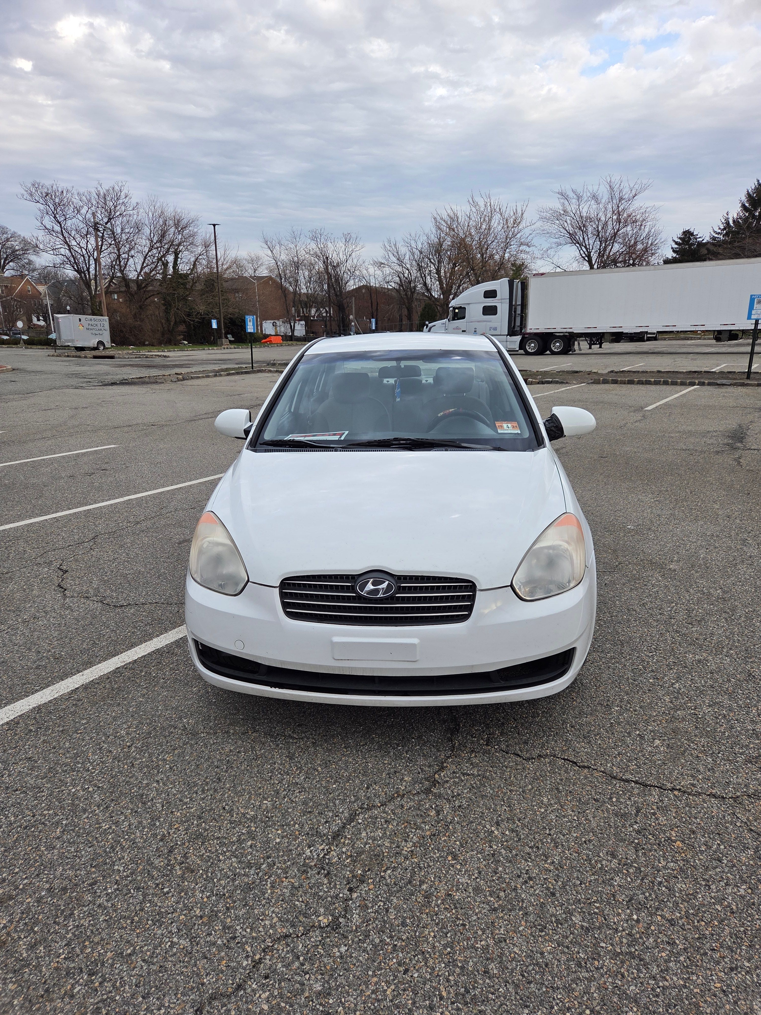 Used 2009 Hyundai Accent GLS FWD image 12