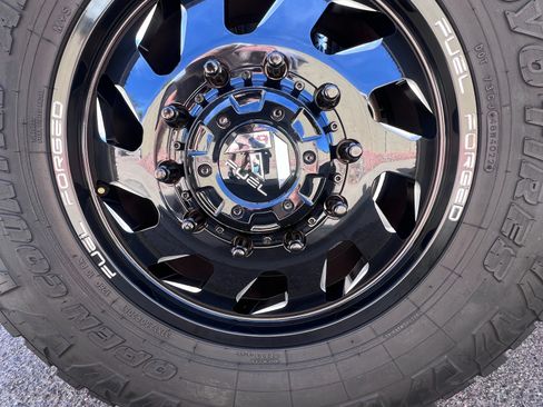 Used 2022 Ford F450 Limited w/ FX4 Off-Road Package image 16