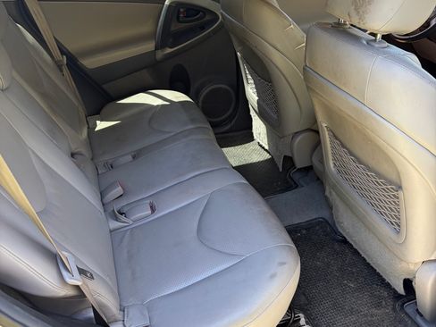 Used 2010 Toyota RAV4 Limited AWD/4WD image 10