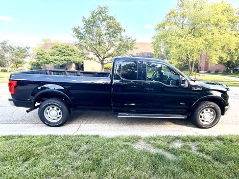 Used 2016 Ford F150 Lariat w/ Equipment Group 501A Mid AWD/4WD image 2