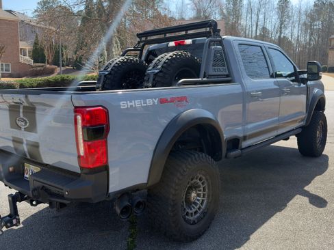 Used 2024 Ford F250 Lariat w/ Lariat Ultimate Package image 5