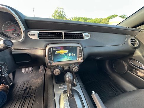 Used 2014 Chevrolet Camaro LT RWD image 13