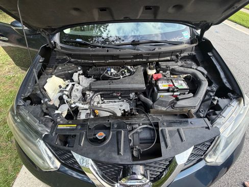 Used 2015 Nissan Rogue SV w/ SV Moonroof Package AWD/4WD image 11