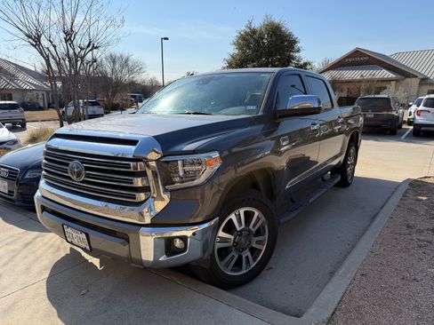 Used 2019 Toyota Tundra 1794 Edition image 18