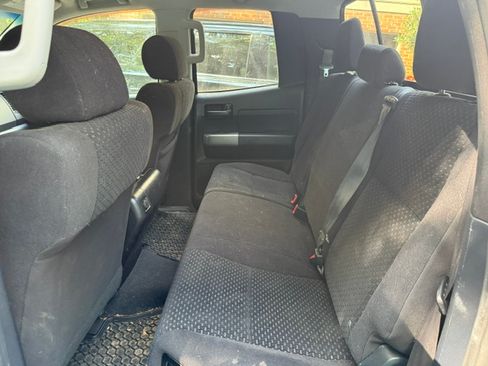 Used 2012 Toyota Tundra 4x4 Double Cab image 5
