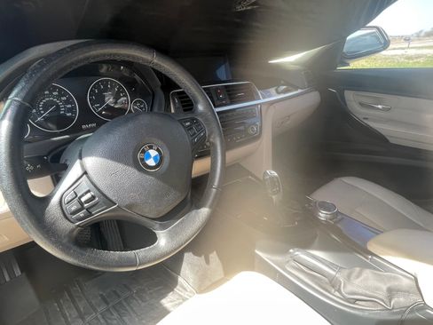 Used 2016 BMW 320i Sedan image 12