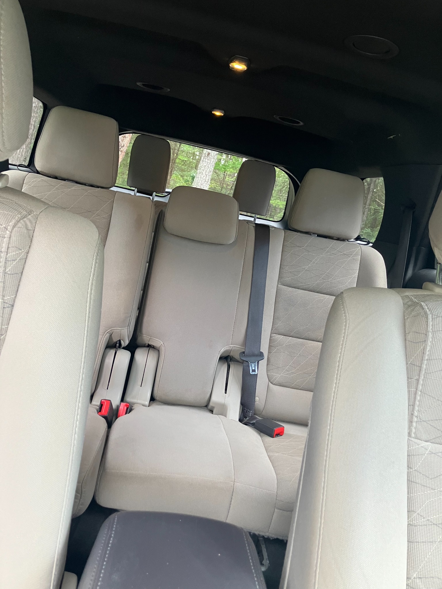 Used 2015 Ford Explorer FWD image 11