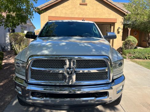 Used 2016 RAM 2500 Longhorn w/ Convenience Group AWD/4WD image 5