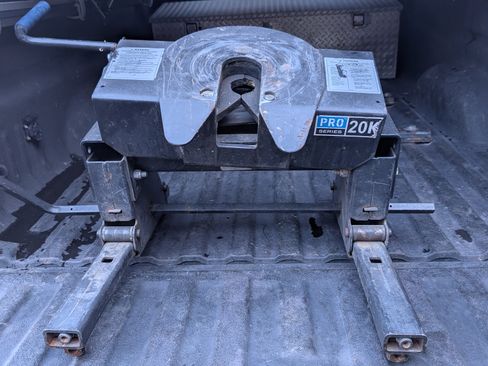 Used 2007 Chevrolet Silverado 2500 LTZ w/ EZ-Lift Tailgate Package image 11