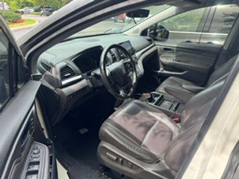 Used 2019 Honda Odyssey Touring image 6