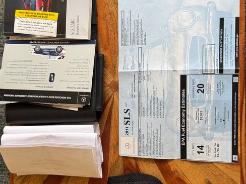 Used 2011 Mercedes-Benz SLS AMG Coupe image 18