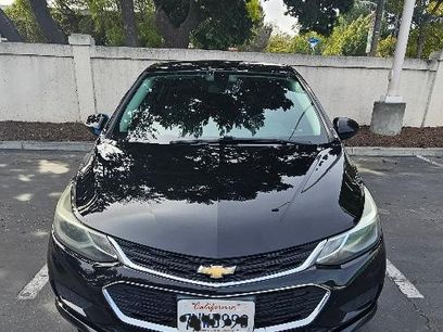 Used 2017 Chevrolet Cruze LT