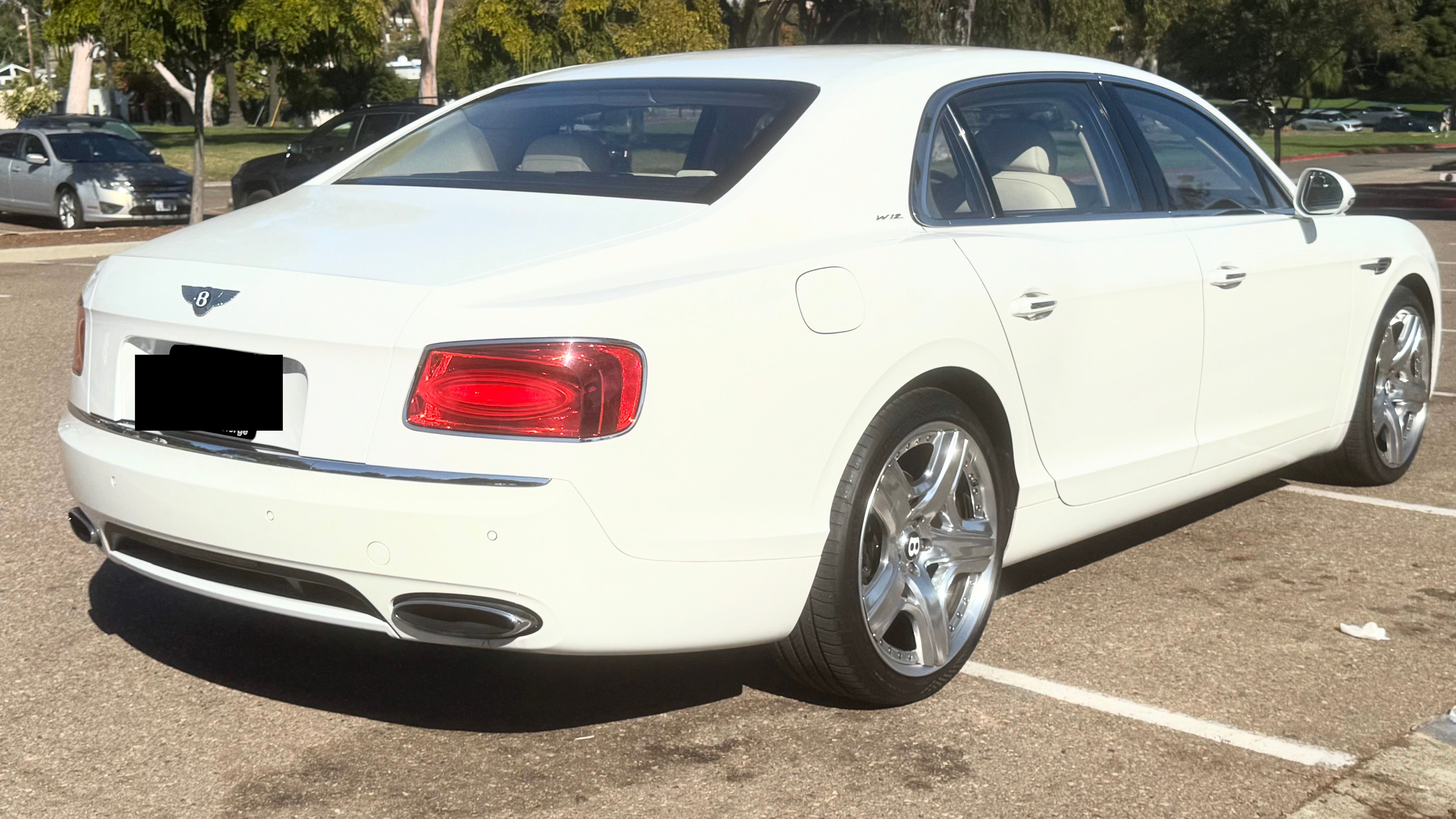 Used 2014 Bentley Flying Spur W12 AWD/4WD image 9