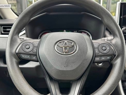 Used 2023 Toyota RAV4 XLE image 16