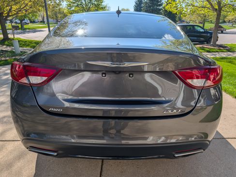 Used 2016 Chrysler 200 S w/ Comfort Group AWD/4WD image 6