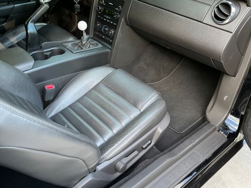 Used 2008 Ford Mustang GT Premium RWD image 9