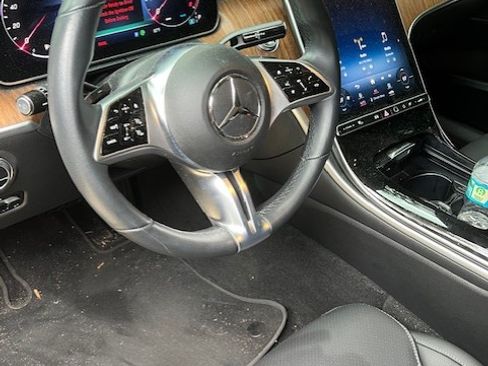 Used 2023 Mercedes-Benz C 300 Sedan image 8