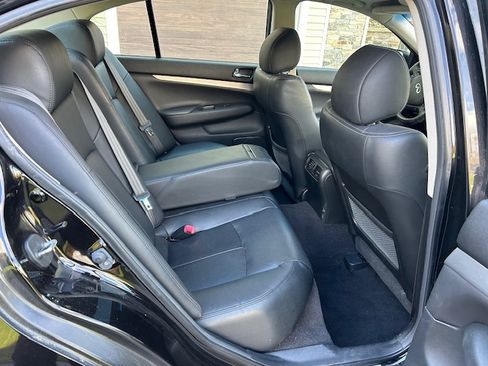 Used 2013 INFINITI G37 x Sedan w/ Premium Pkg image 8