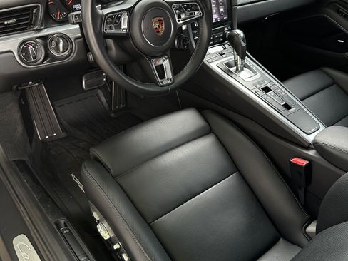 Used 2017 Porsche 911 Carrera S RWD image 13