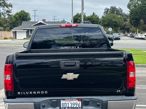 Used 2007 Chevrolet Silverado 1500 LT w/ 1LT Convenience Package AWD/4WD image 8