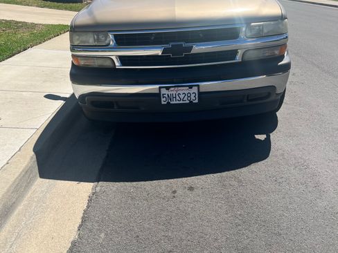 Used 2005 Chevrolet Tahoe LS w/ Preferred Equipment Group RWD image 9