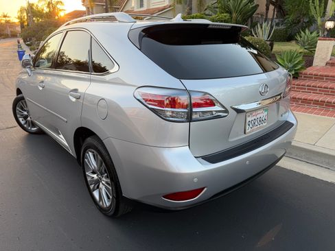 Used 2013 Lexus RX 350 FWD w/ Navigation Pkg image 4