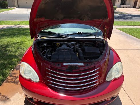 Used 2006 Chrysler PT Cruiser Touring w/ Boston Acoustics Audio Group FWD image 15