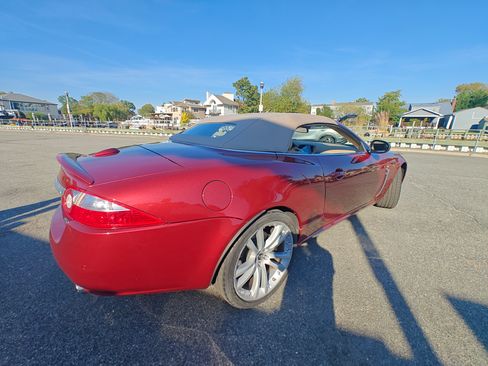 Used 2008 Jaguar XKR R image 9