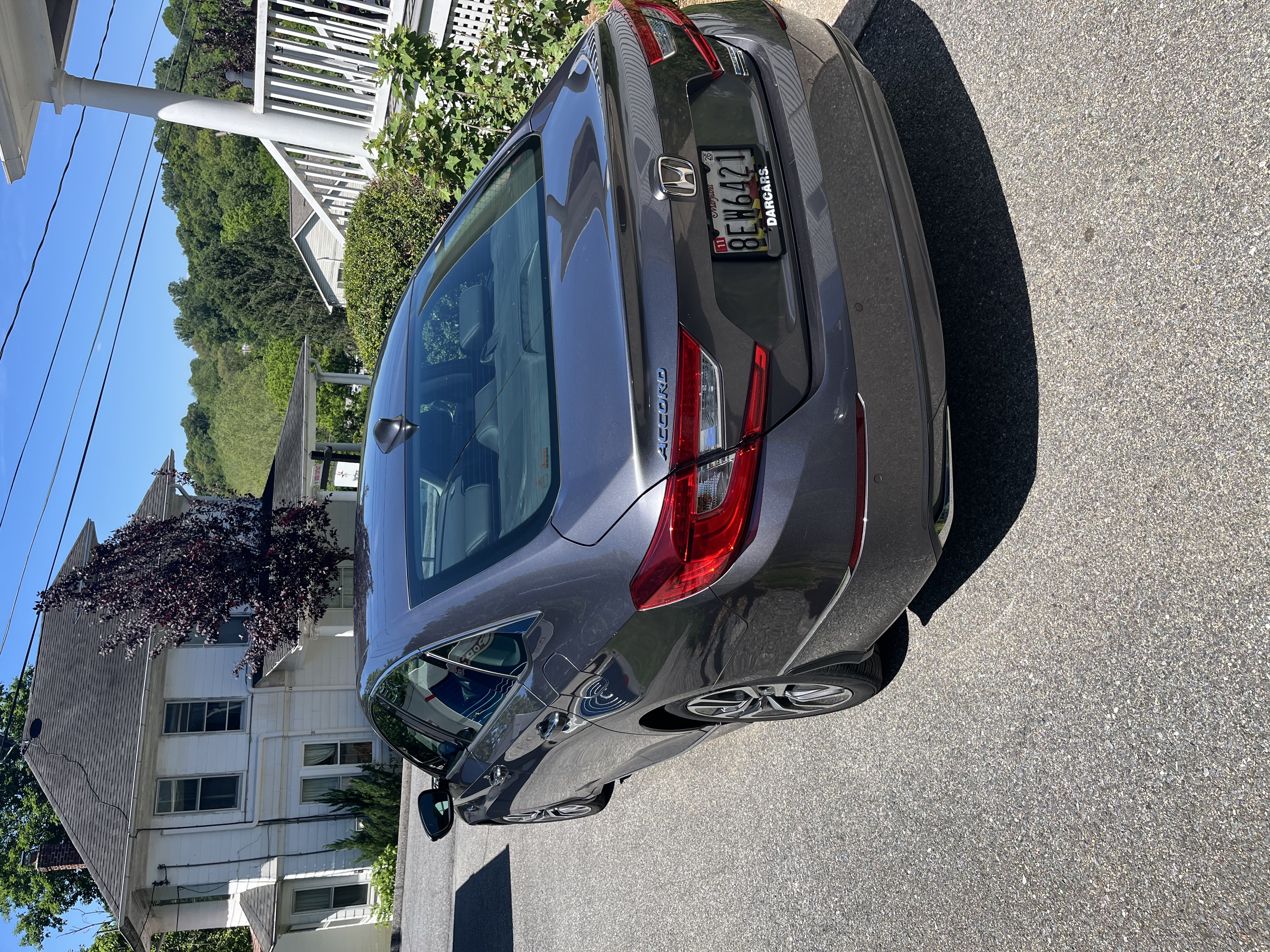 Used 2020 Honda Accord Touring image 4