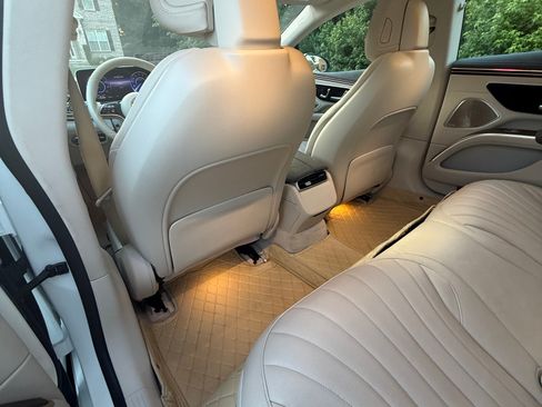 Used 2023 Mercedes-Benz EQS 450+ Sedan image 12